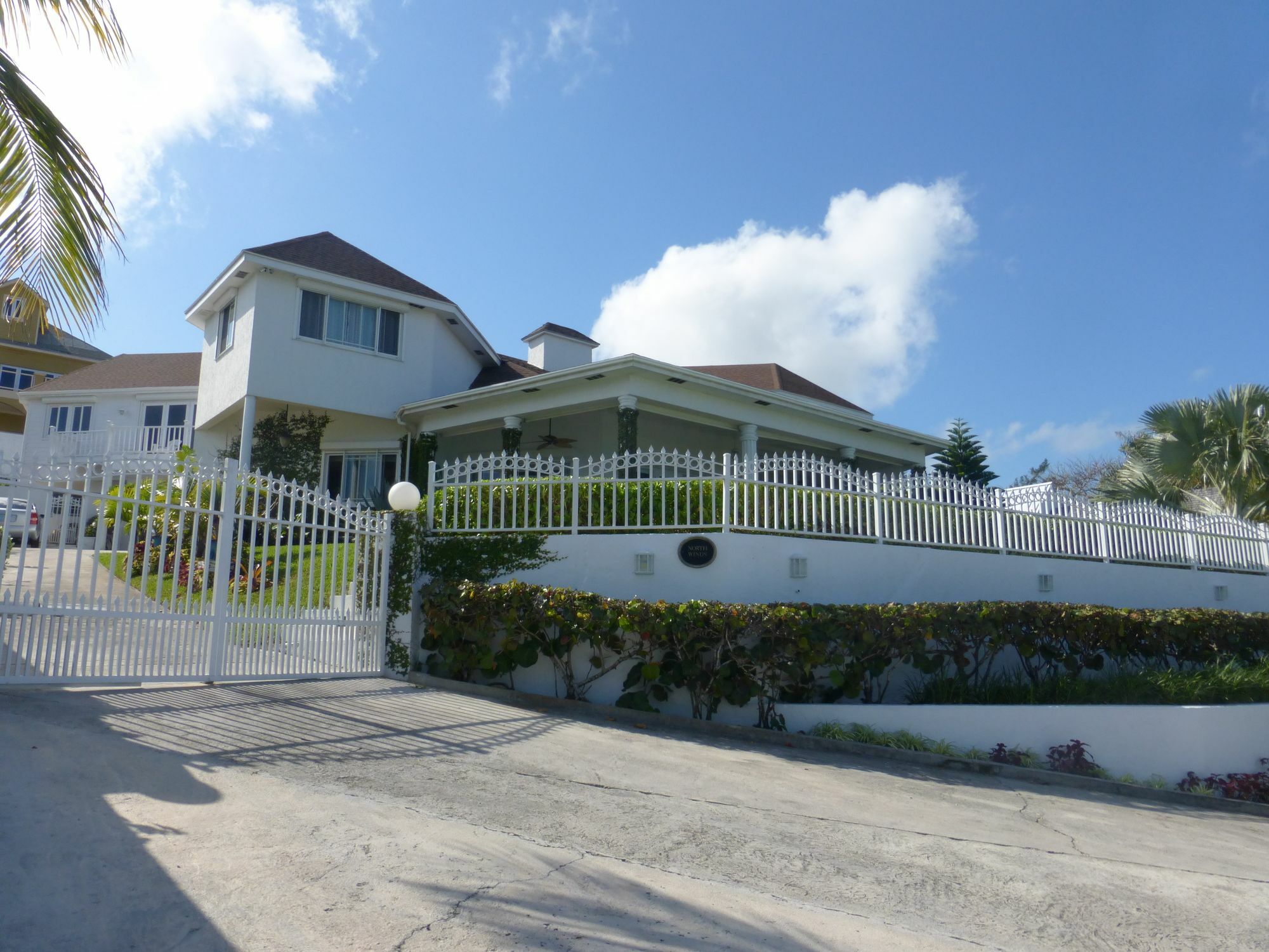 Four Bedroom Oceanfront Villa Nassau Dış mekan fotoğraf